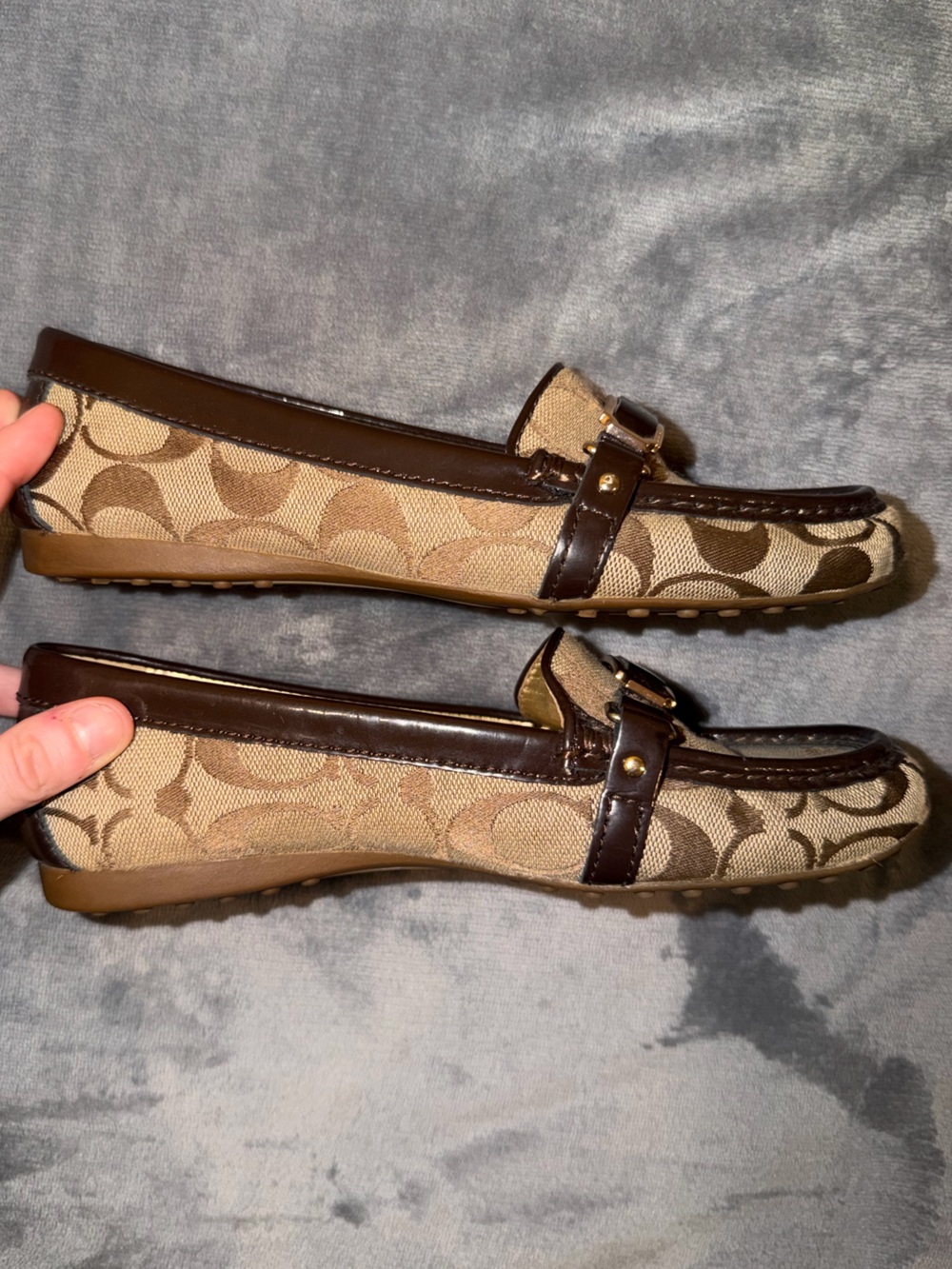 🤎 Coach Signature Jacquard Slip-On Loafers - Picture 3 of 6